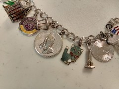 1960s-70s 925 sterling silver charm bracelet