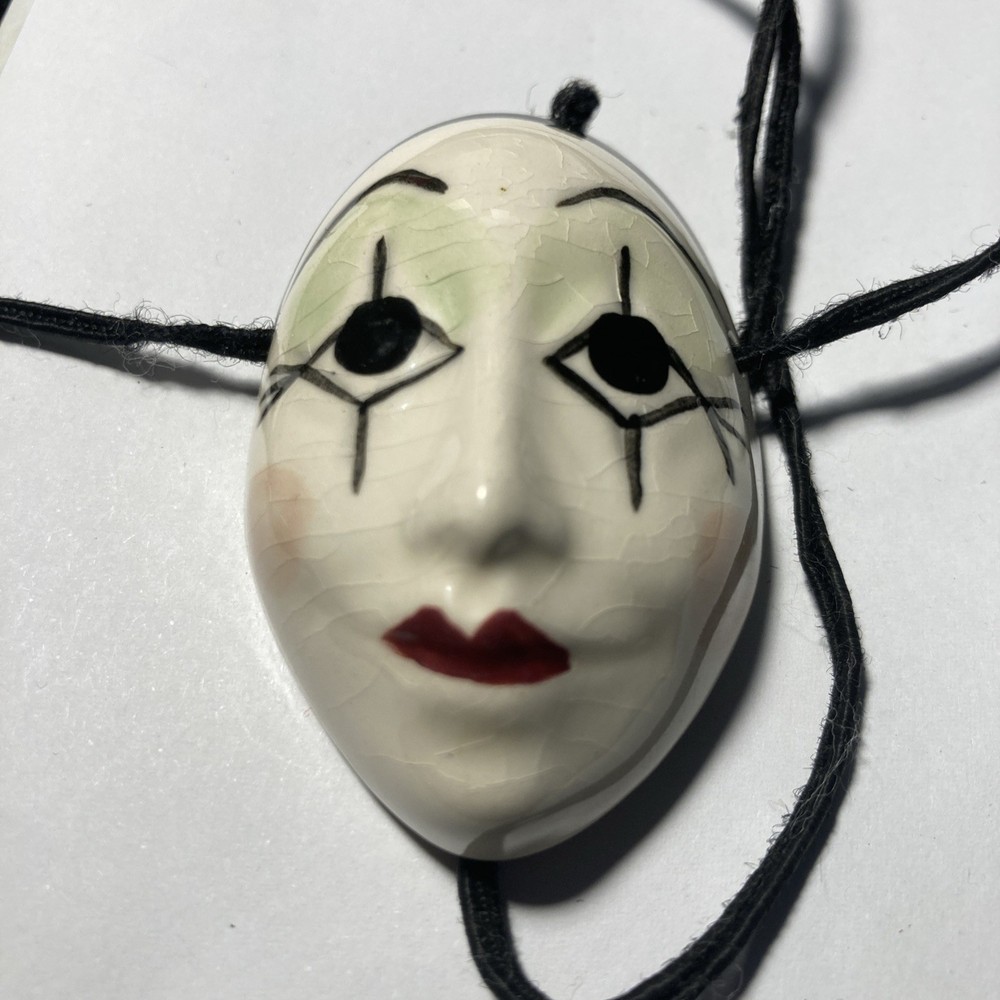 Glazed Porcelain Ceramic Mardi Gras Mask 2.2x 1.52” chord Necklace old Vitag 22″