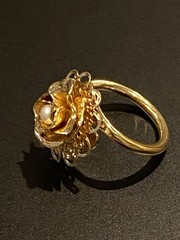 Sweet Vintage Emmons Rose Faux Pearl Ring Size 5.5-3.51gr