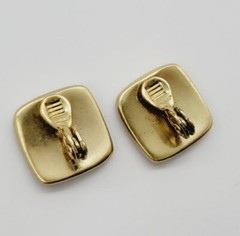 Monet Square Pearlized Gold Tone Clip Earring RARE Vintage .75 in