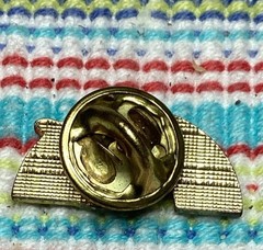 Vintage 1970s/80s Enamel Rainbow & Peace Dove Lapel Pin Retro Cloisonné