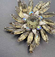 Vintage Smoky Gray Crystal Floral Swirl AB Crystals Brooch Silver Tone Prong Set