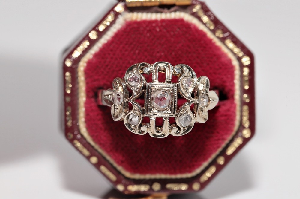 Antique Circa 1920s 18k Gold Art Deco Natural Diamond Decorated Ring
