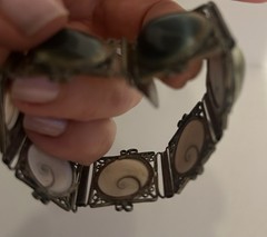 Victorian Silver Tone Filligree Opercullum/Shiva Eye Shells Link Bracelet # 9107