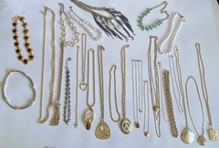 Vintage Jewelry Lot 71 PC Coro Joan Rivers Lisner Trifari Many Signed