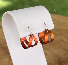 Vintage Copper Orange Hoop Earrings 14KT Wire Posts Retro Mod 1/2” Hoops NOS