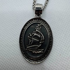 Vintage Sailing Ship Pendant Necklace Silver Tone Nautical Maritime Ocean Jewelr