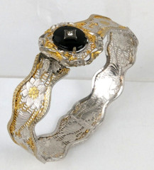 1920s Art Deco Rhodium & Gold Filigree Bangle Bracelet Onyx Stone 6.25 in