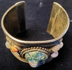 Vtg Large Silver-tone Cuff Bracelet With Large Semi-precious Stones 2″ Wide…