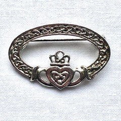 Claddagh Brooch Sash Scarf Lapel Pin Irish Celtic Pride Love Luck Jewelry