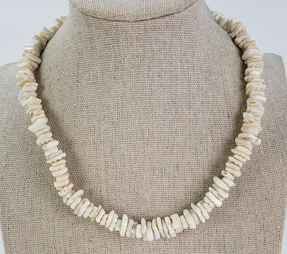 Vintage White Puka Shell Beaded Necklace 15.5 in Silver-Tone Barrel Clasp