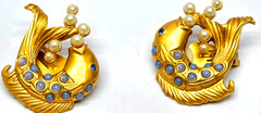 Elizabeth Taylor Avon Gold Koi Fish Brooch & Earrings Set, Faux Pearls