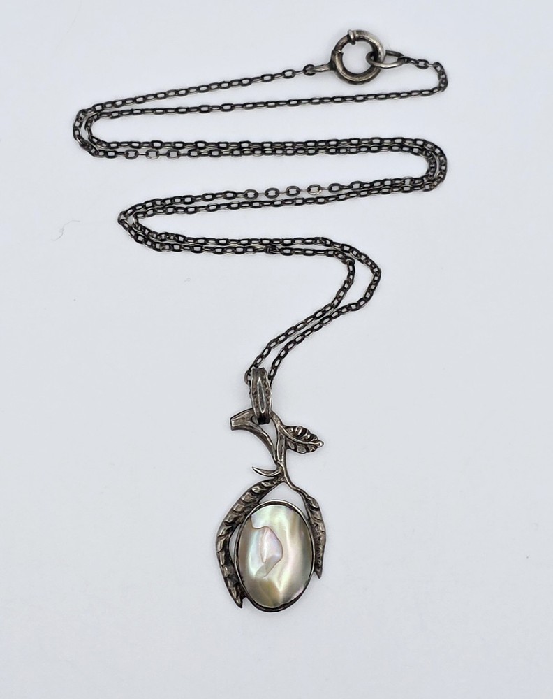 Vintage Art Nouveau Sterling Silver Blister Pearl Leaf Vine Pendant Necklace 925