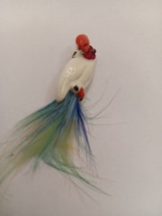 VINTAGE METAL PAINTED REAL FEATHER PARROT BROOCH 2.5 INCH