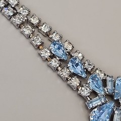 Vintage Rhinestone Bracelet Blue Clear Tapered Silver Tone Safety Chain 6.5″