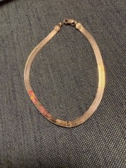 Vintage SOLID 14KT Gold Stamped 7″ Bracelet 2.4 Grams Herring Bone New Old Stock