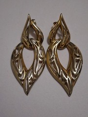 VTG segmented gold/silver-tone dangle drop earrings, teardrop, intricate cutout