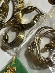 vintage pierced earring lot used Estate 30 Pairs Wearable Goldtone