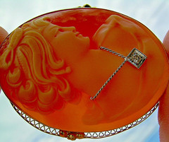 Original EARTH MINED DIAMOND Deco Antique Victorian SOLID 14K GOLD Cameo Broach