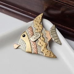 Vintage Modernist Abstract Fish Brooch Gold Copper Tone Textured Mid Century