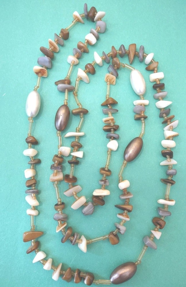 Vintage Nuggets of MOTHER OF PEARL & Glass Beaded Necklace