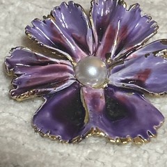 Vintage VANS AUTHENTICS Brooch Pin Pendant Purple Flower #3721 RARE