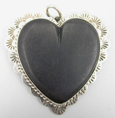 LOVELY 1 5/8″ JOAN SLIFKA STERLING BLACK ONYX DOUBLE SIDED HEART PENDANT
