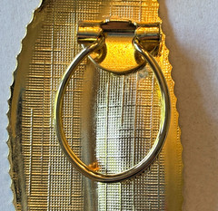 Leaf Feather Hinged Scarf Clip Ring 3.75″ Long Gold Tone Retro Estate Accessory