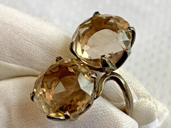 Vtg Ring Size 5.25 Band Costume Jewelry Round Smoky Quartz Look Stones *READ*