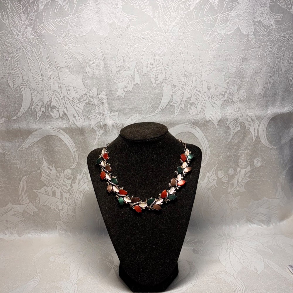 NECKLACE Thermoset fall autumn colors goldtone metal hook clasp vintage 15 1/2″