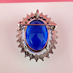 Vintage Crystal Brooch Pendant LG Blue Oval Faceted Stone Open Back Prong Set