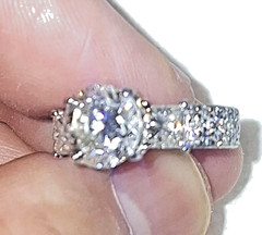 Vintage Lady’s 2.85ct Natural Diamond 5.35 TCW Platinum 900 Engagement Ring