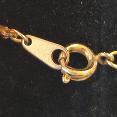 Gold-plated Metal Leaf Pendant and Necklace Vtg Textured 17” in Box Australian