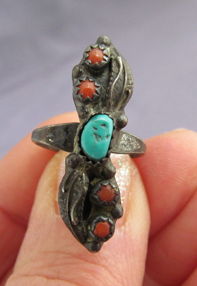 VINTAGE OLD PAWN STERLING LONG CORAL & TURQUOISE NUGGET FEATHER RING SIZE 6