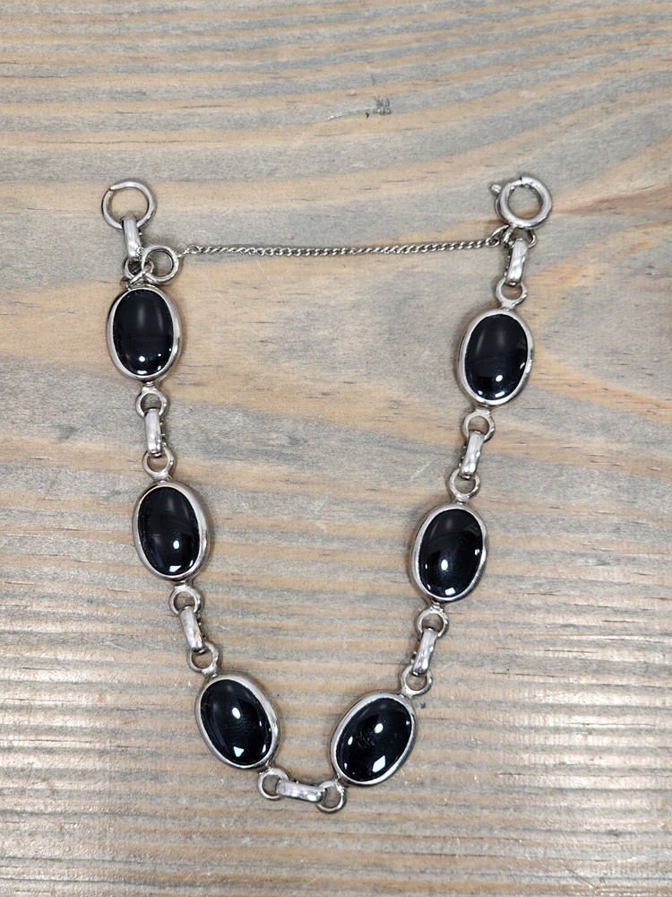 Silver Tone Faux Black Onyx Glass Oval Gemstone Bracelet
