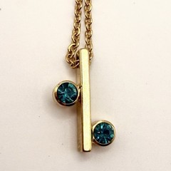 Vintage Trifari Gold Tone Blue Rhinestone Minimalist Pendant Necklace 15.5”