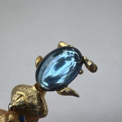 Jelly Belly Lind Gal Rabbit Brooch Signed LG Vintage Bunny Gold Tone Blue Stones