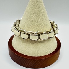 Vintage Gold Tone Cable Link Bracelet Cream Enamel Toggle Clasp Statement 6.75″