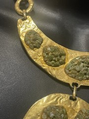 Vintage Large Gold Tone Modernist Necklace W Green Stone Accents Hammered