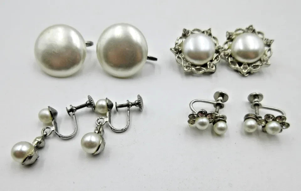 Vtg LOT SCREWBACK CLIP ON EARRINGS RHINESTONE OFF WHITE FAUX PEARL silver tone