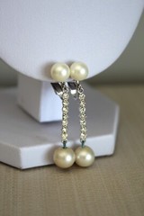 Vintage Marvella Faux Pearl Dangle Drop Clip On Earrings Silver Toned 1.75″