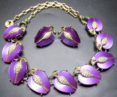 LISNER Purple Thermoset Leaves Vintage Necklace Earring Set