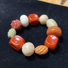 Chunky Bead Vintage Plastic Stretch Bracelet Varied Shapes