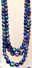 BEAUTIFUL Vintage Iridescent Sparkling Black Peacock Bead 3 Strand Necklace