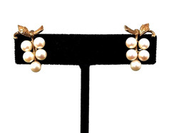 Rare Vintage 9K Yellow Gold 5MM Cultured Pearl GRAPES Clip Earrings .75″ L 5.2G