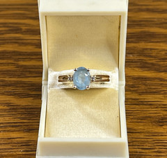 14k Natural Sky Blue Topaz Feather Mineral Inclusions 1960’s 14K Gold Ring 2.51g