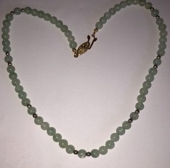 Natural Green Jadeite Jade Bead 16” Necklace Gold Tone Clasp