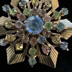 Vintage Multicolor Rhinestone Snowflake Brooch Gold Tone Starburst Pin