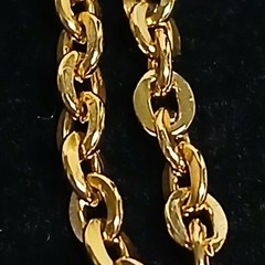 Vintage German Made 24 Inch Gold Tone Chain Necklace With 3D Birds Pendant