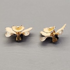 Vintage Flower Brooch Earrings Set Orchid Sugared Clip On Cream Gold Tone